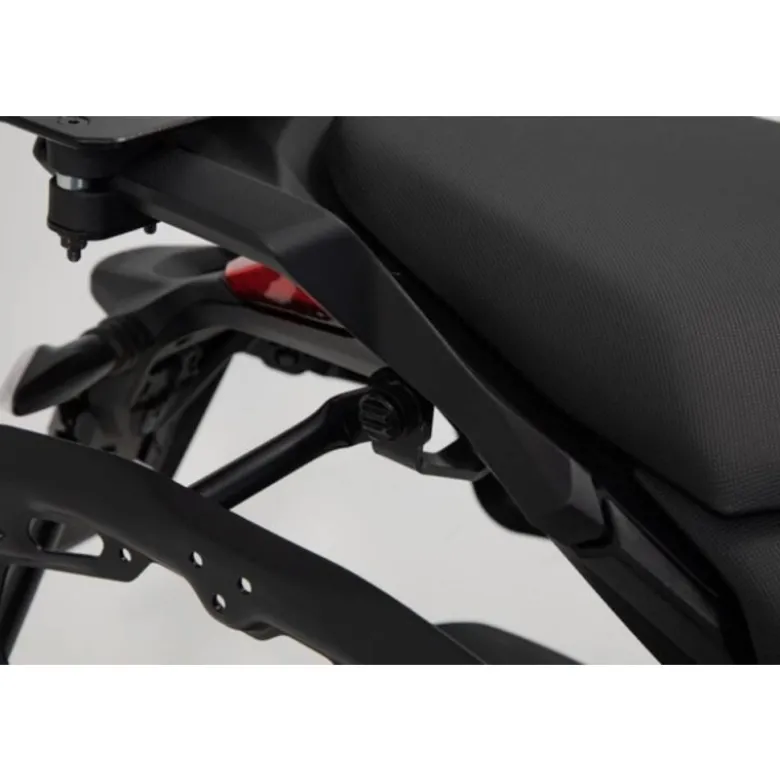Attacco Laterale Sw-Motech PRO Nero KFT.22.114.30000/B