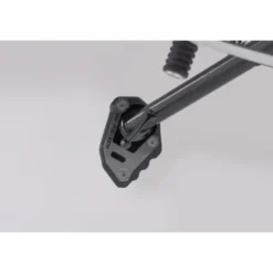 Base maggiorata per cavalletto laterale Sw-Motech Nero/Argento. Triumph Speed ??400/Scrambler 400X.