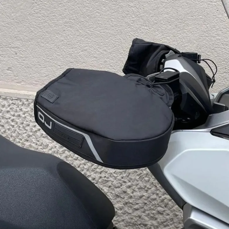 Cinque Accessori per Scooter e Maxi Scooter