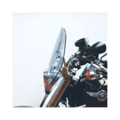 Cupolino Isotta Ad Inclinazione Variabile per Harley Davidson Fat Boy dal 2018 Fumé Chiaro