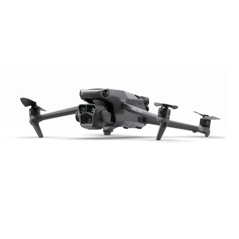 Drone DJI Mavic 3 Pro Fly More Combo (DJI RC)