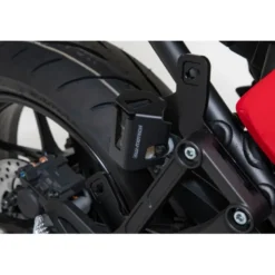 Protezione serbatoio liquido dei freni Nero. Yamaha Tracer 9 (20-).