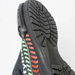 Set Racing Bambino Tuta Macna Varshall Nero Rosso, Guanti Macna Street R con Stivale Stylmartin Speed Jr